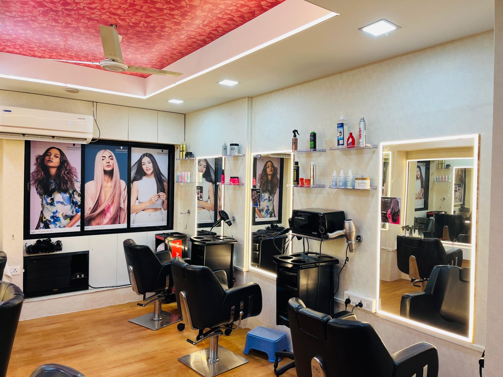 Awesome Salon Ambience